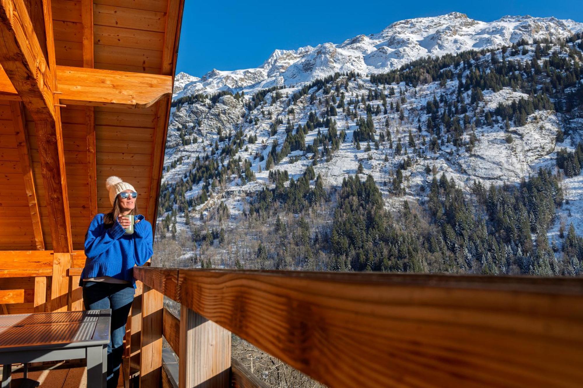 Résidence Odalys Le Crystal Blanc Vaujany Extérieur photo