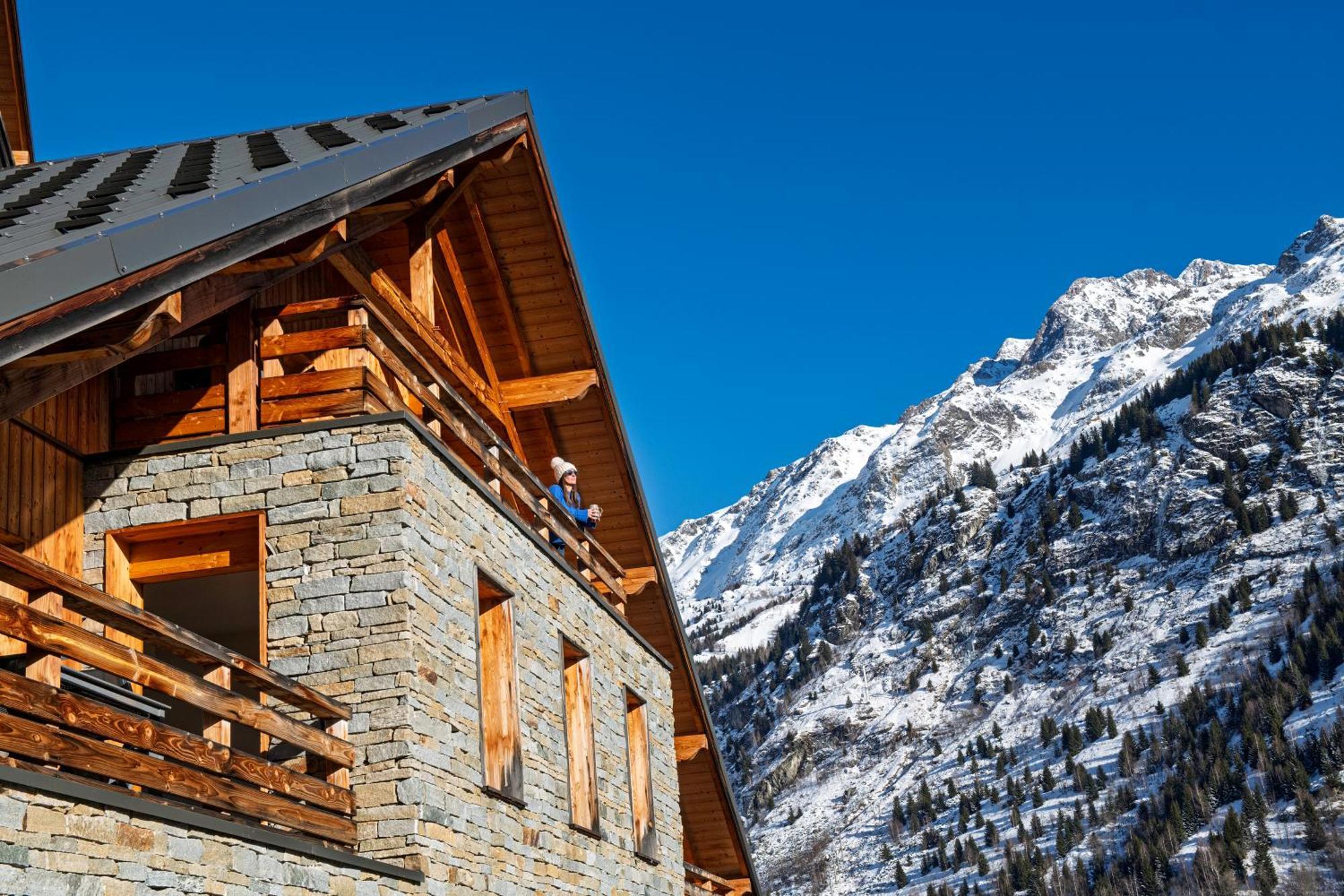 Résidence Odalys Le Crystal Blanc Vaujany Extérieur photo