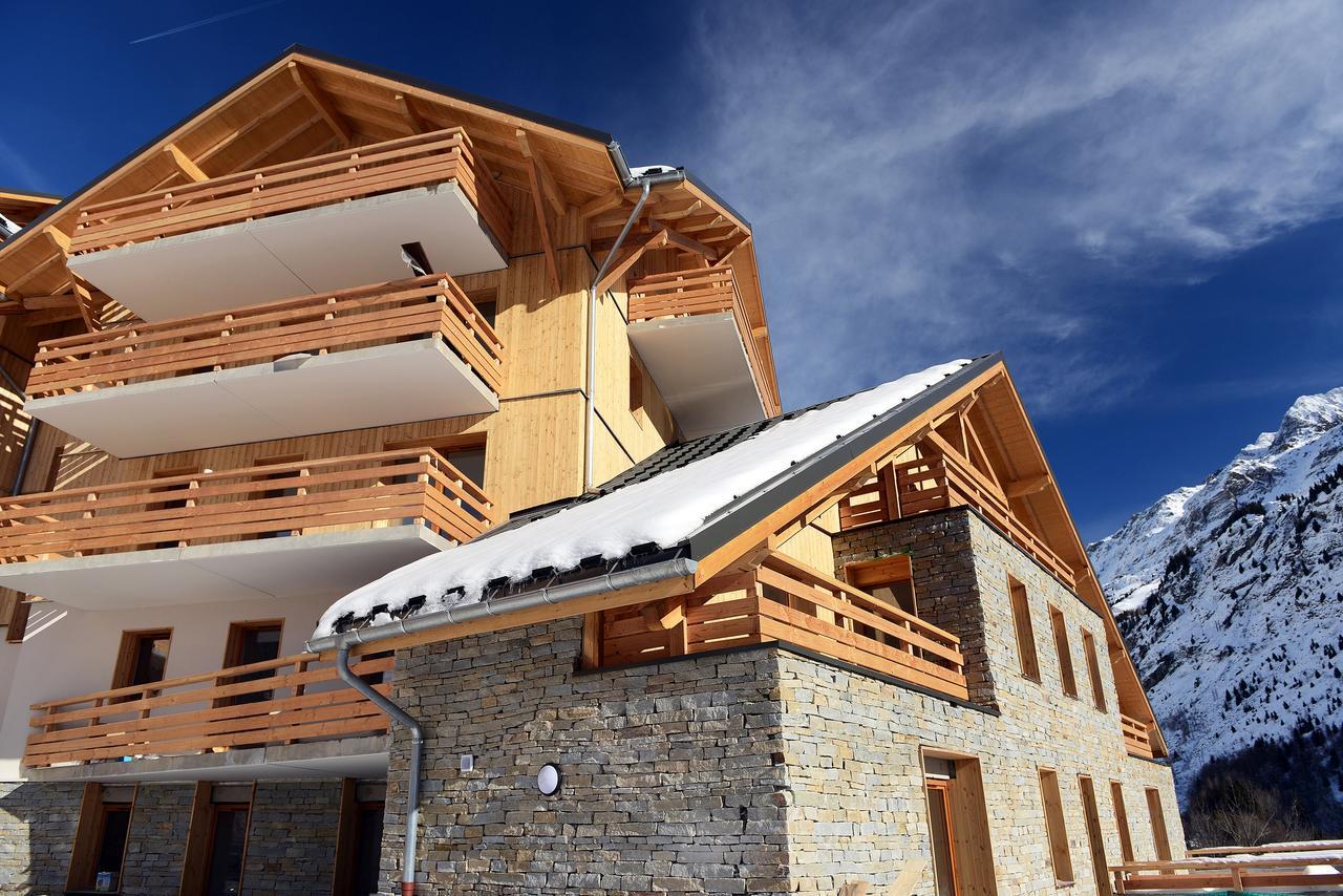 Résidence Odalys Le Crystal Blanc Vaujany Extérieur photo