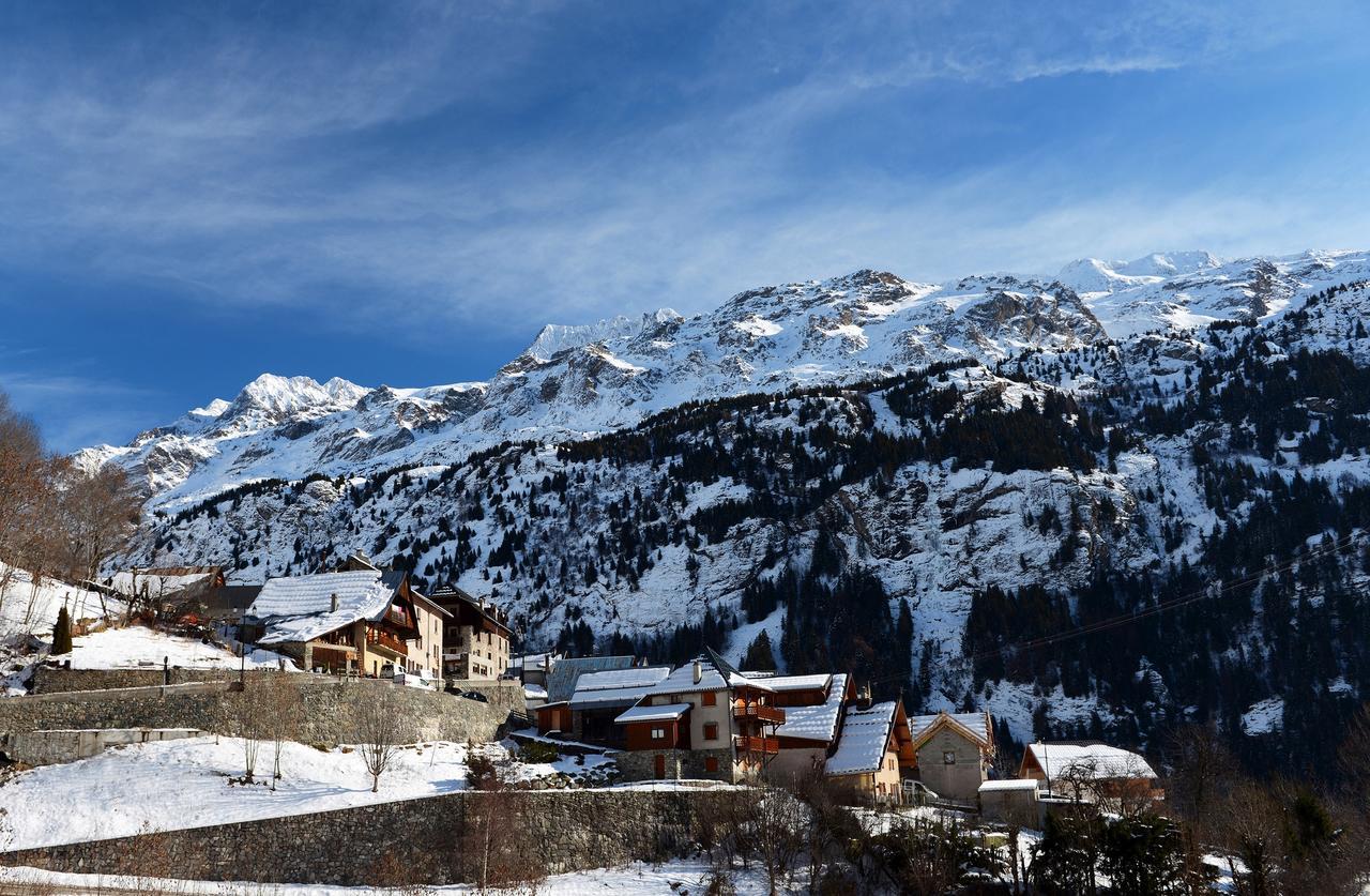 Résidence Odalys Le Crystal Blanc Vaujany Extérieur photo