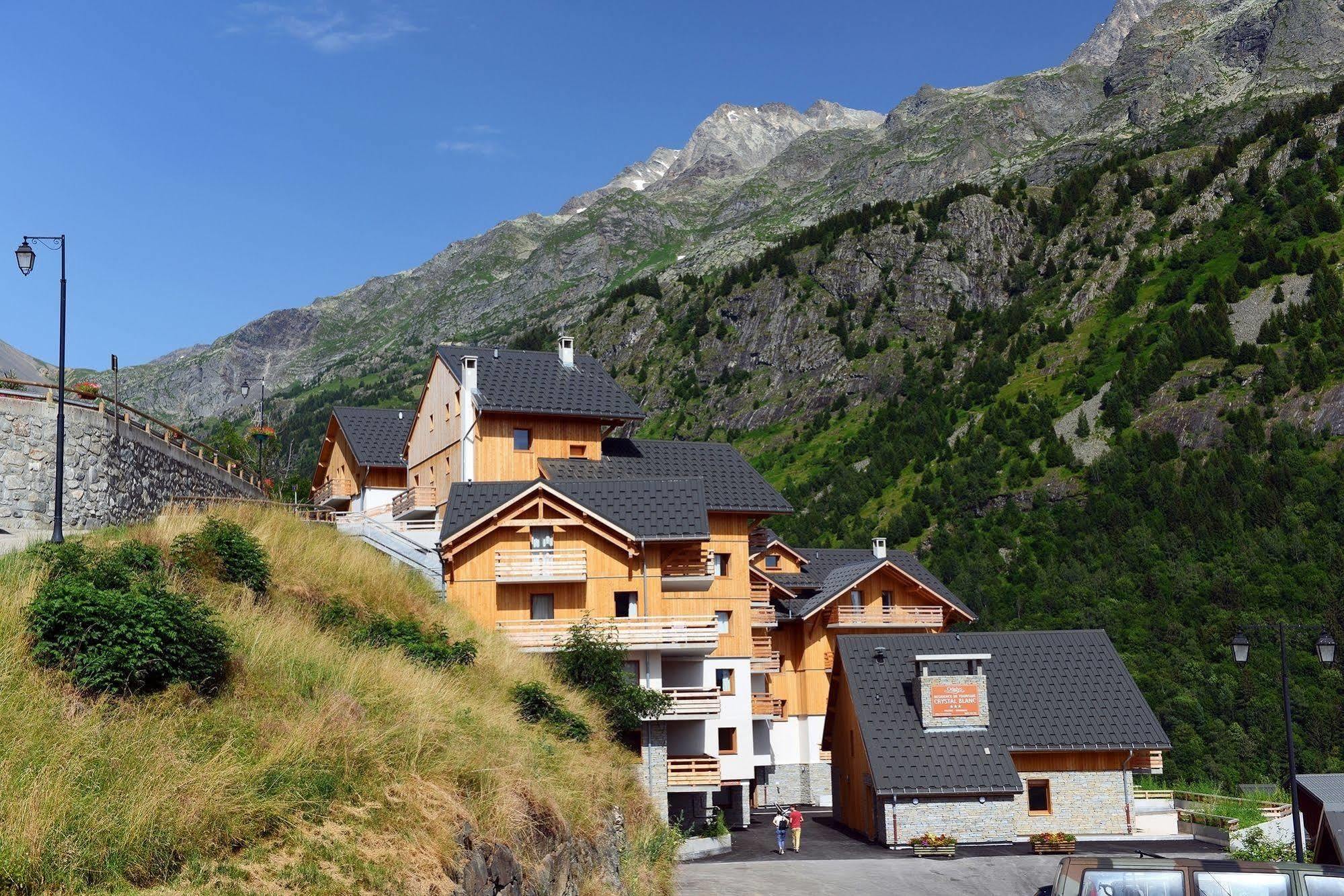 Résidence Odalys Le Crystal Blanc Vaujany Extérieur photo